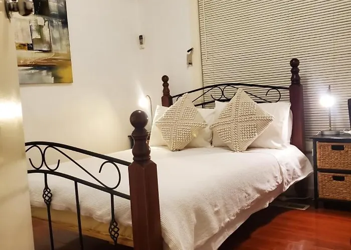 Budget King Room